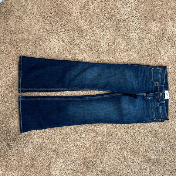 Abercrombie Kids Girls 11/12 Low-Rise Bootcut Jeans - Picture 9 of 10